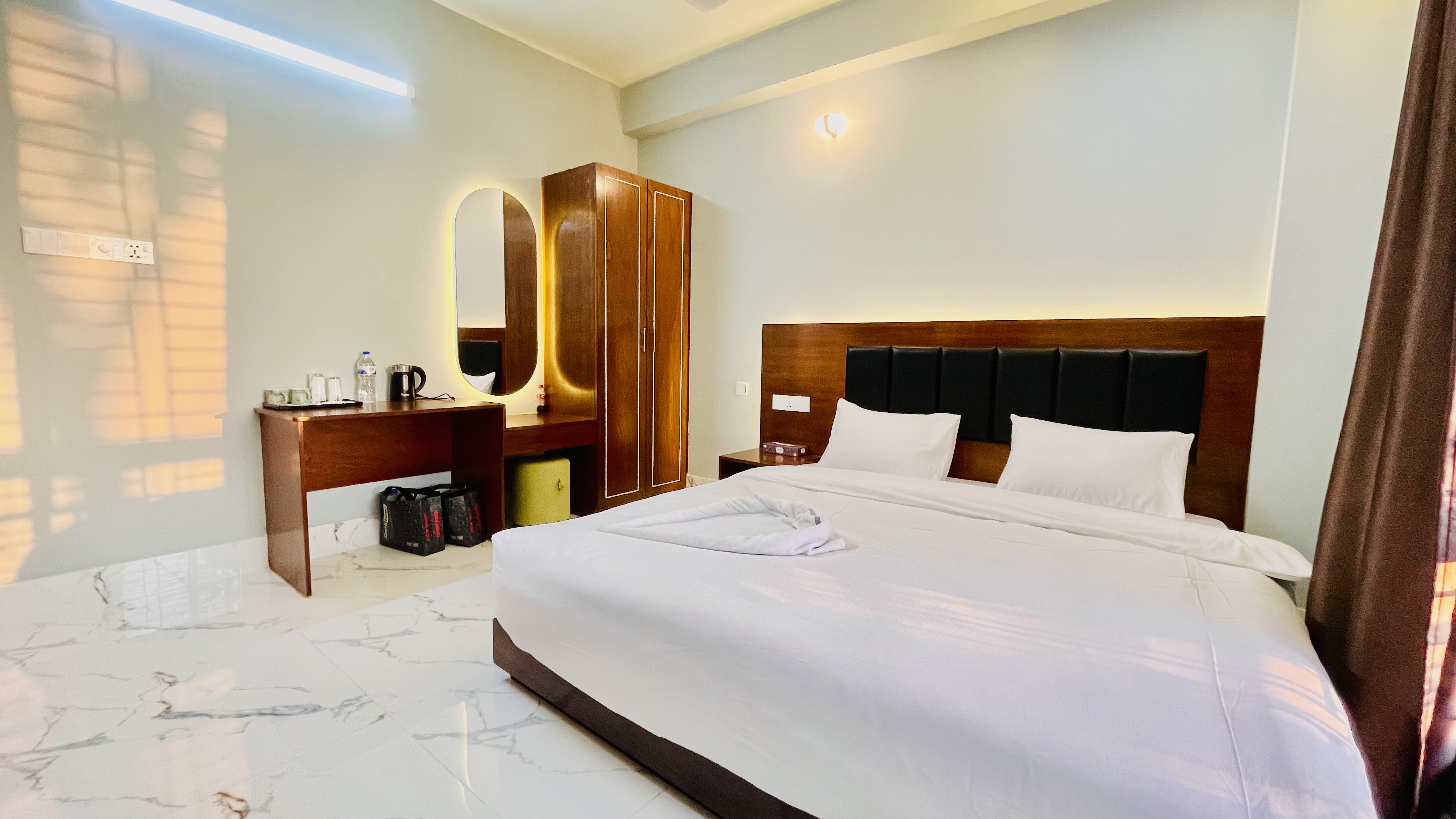 Standard Couple Room