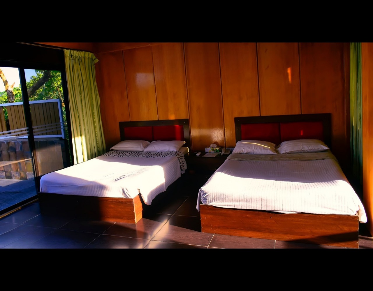 Wood Cottage With Private Pool