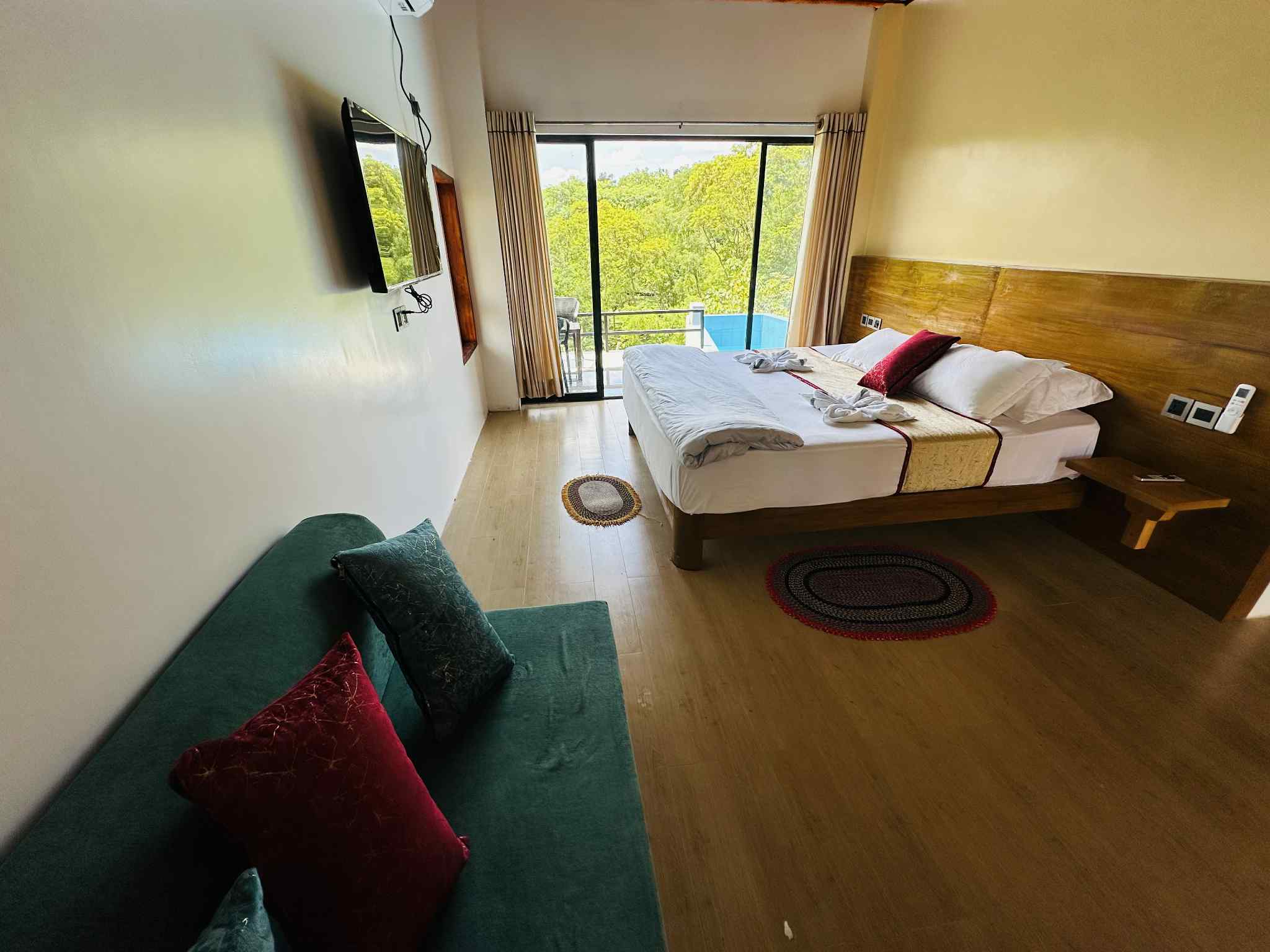 Superior Pool Villa 1