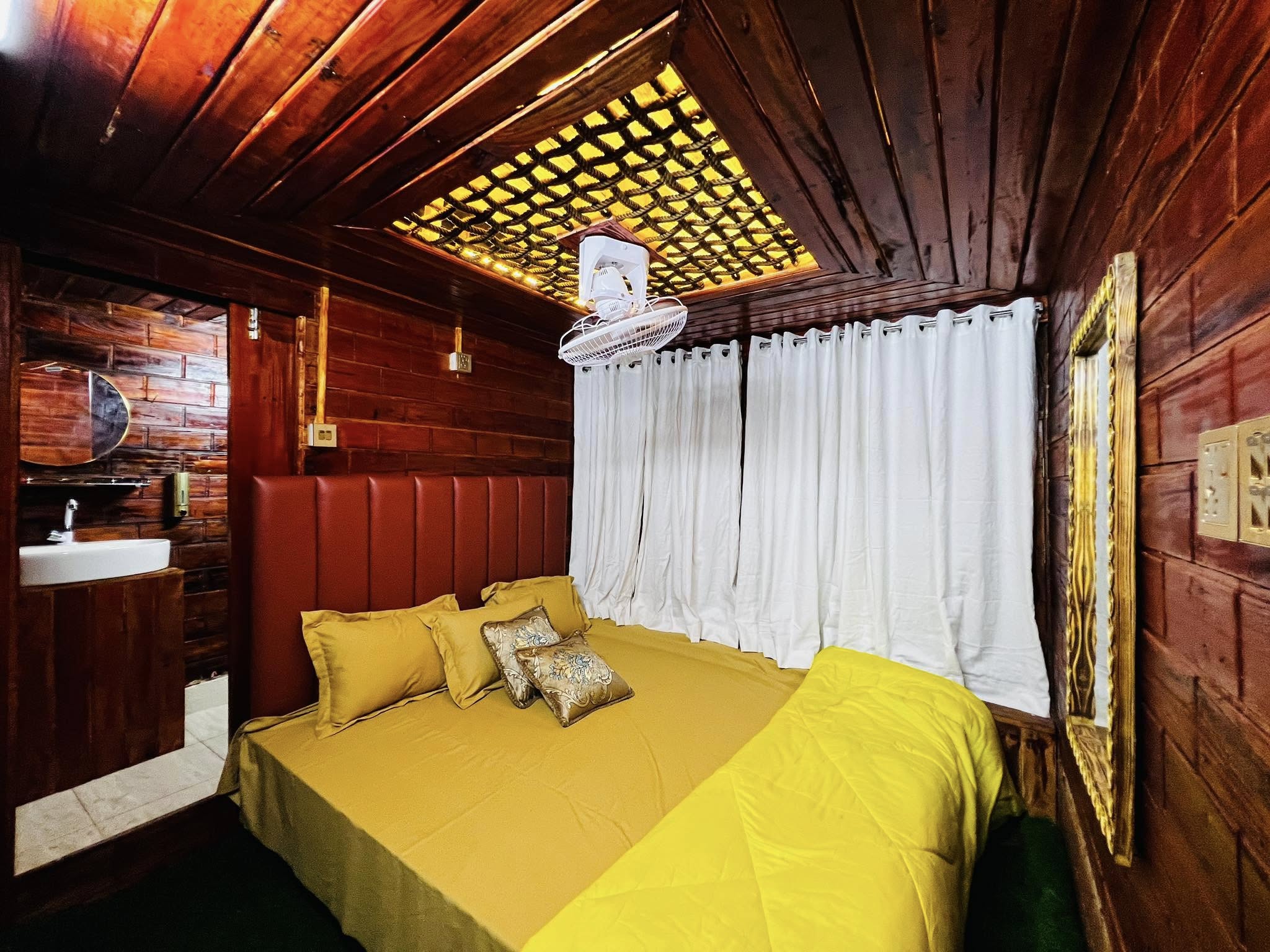 Cabin-06